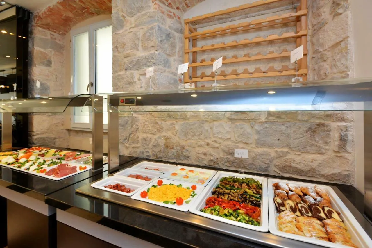 ****  Jupiter Heritage Hotel Split Croatia